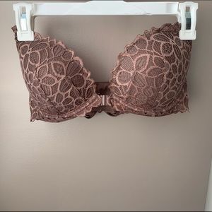 Victoria’s Secret Bra 32DD